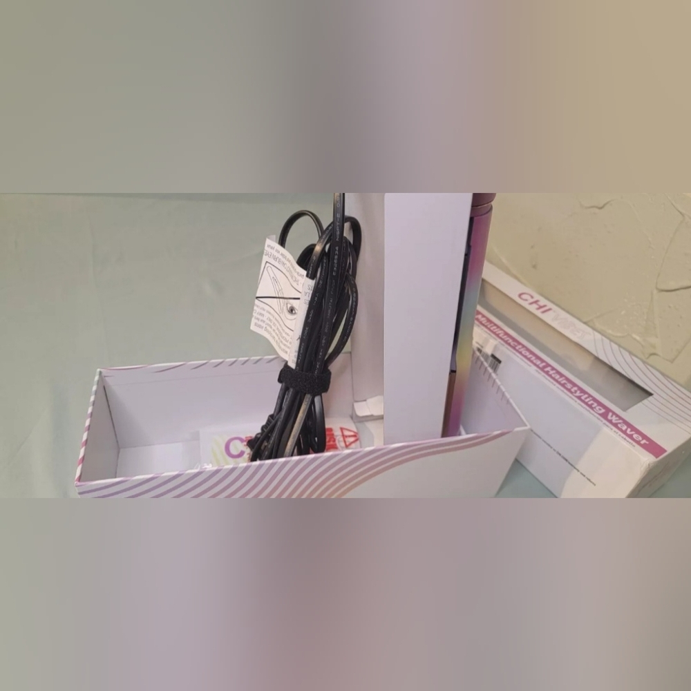 Vibes Pink Multifunctional Hairstyling Waver - Picture 5 of 12